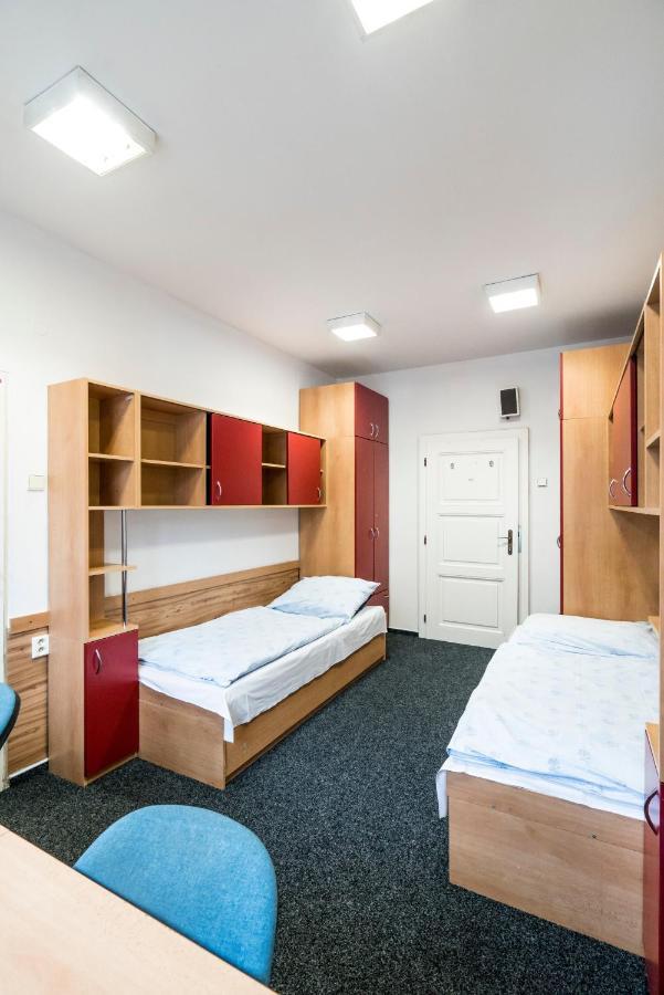 Hostel Masarykova Prag Eksteriør billede