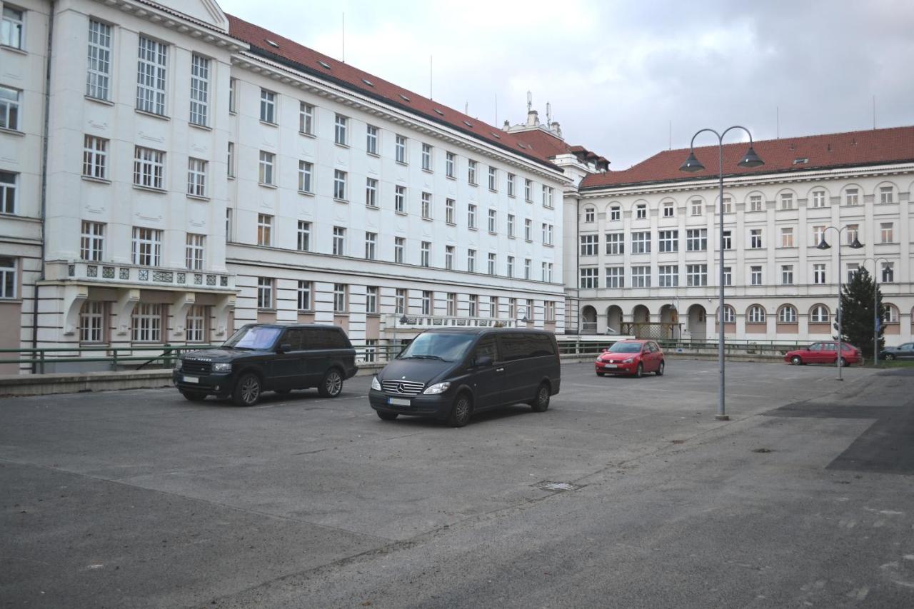 Hostel Masarykova Prag Eksteriør billede