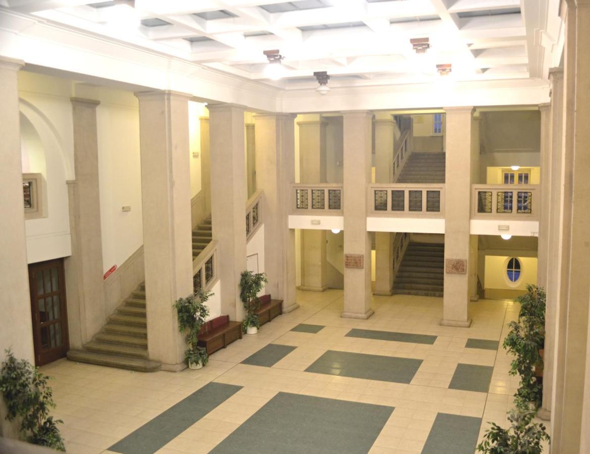 Hostel Masarykova Prag Eksteriør billede