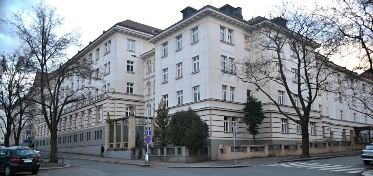 Hostel Masarykova Prag Eksteriør billede